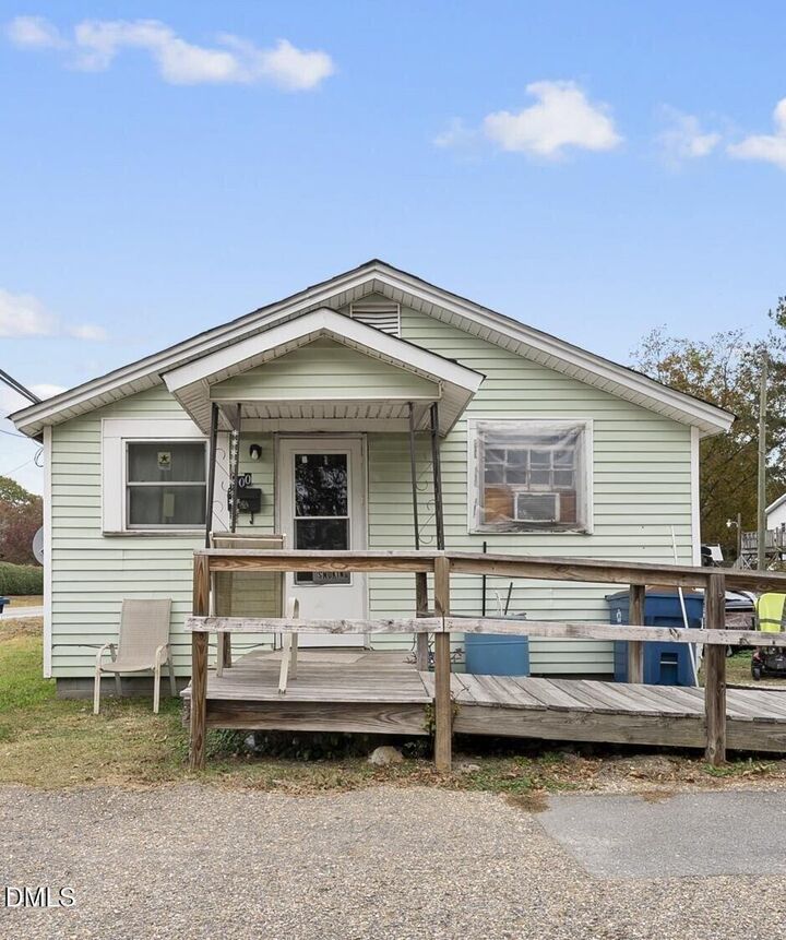 Property Photo: 104 Short Street NC 28334
