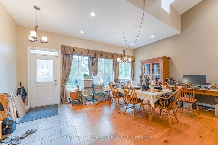 Property Photo:  361 Lake Drive N  ON L4P 3C8 