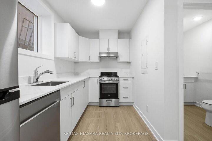 Property Photo:  140 Church Street B01  ON L2R 3E4 