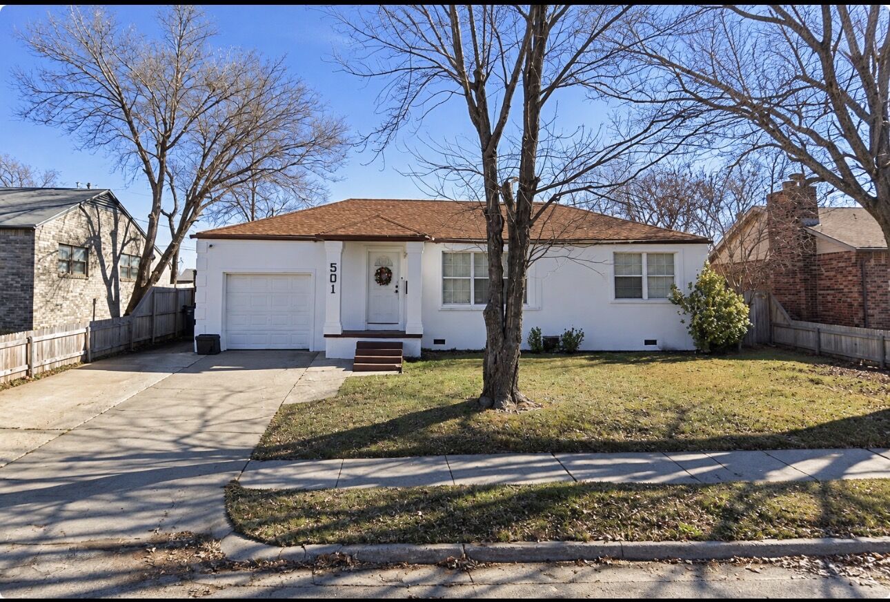Property Photo:  501 N Dogwood Street  OK 74055 