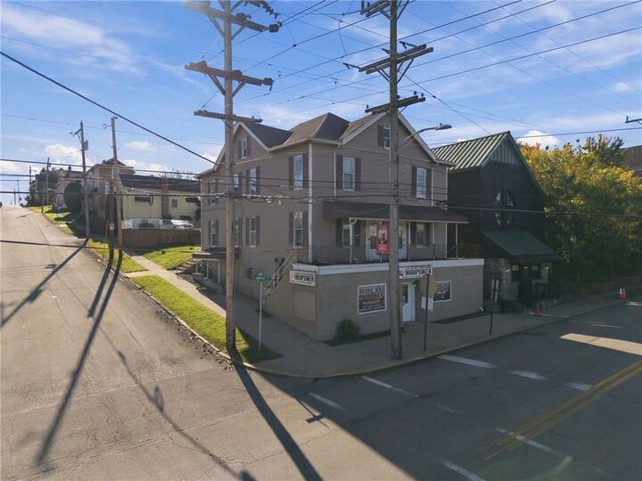 Property Photo:  1501 Broad Street  PA 15601 