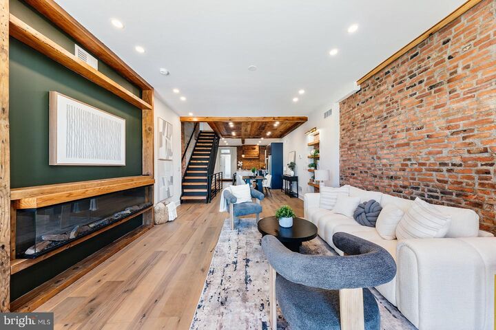 Property Photo: 2506 E York Street PA 19125