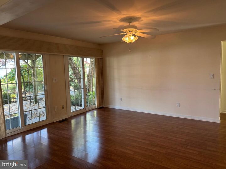 Property Photo: 40 Valley View Drive PA 19053