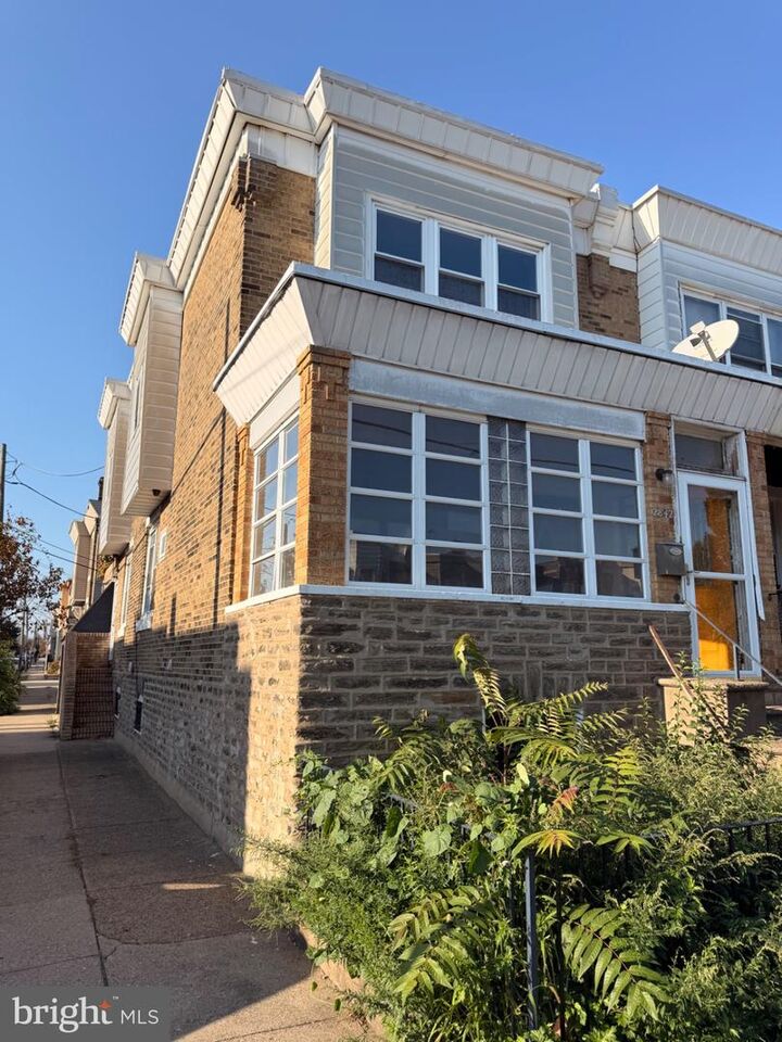 Property Photo: 2842 Aramingo Avenue PA 19134