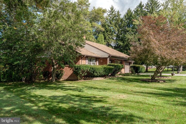 Property Photo:  15 Skyline Drive  PA 17404 