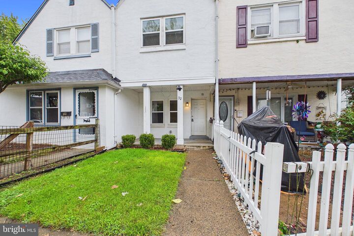 Property Photo:  32 4th Avenue  DE 19703 