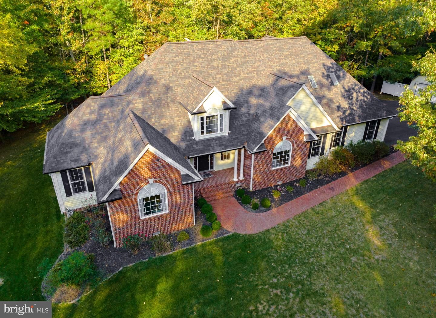 Property Photo: 47595 Brookstone Way MD 20653