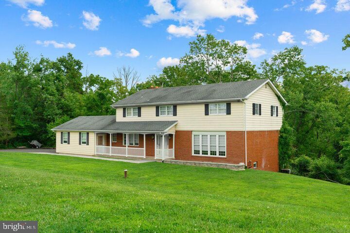 Property Photo:  112 Beaumont Drive  PA 18940 