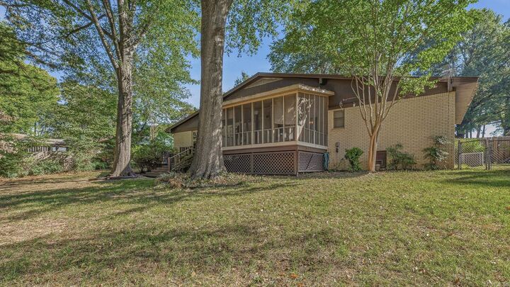 Property Photo:  2221 Indian Trails St.  AR 72401 