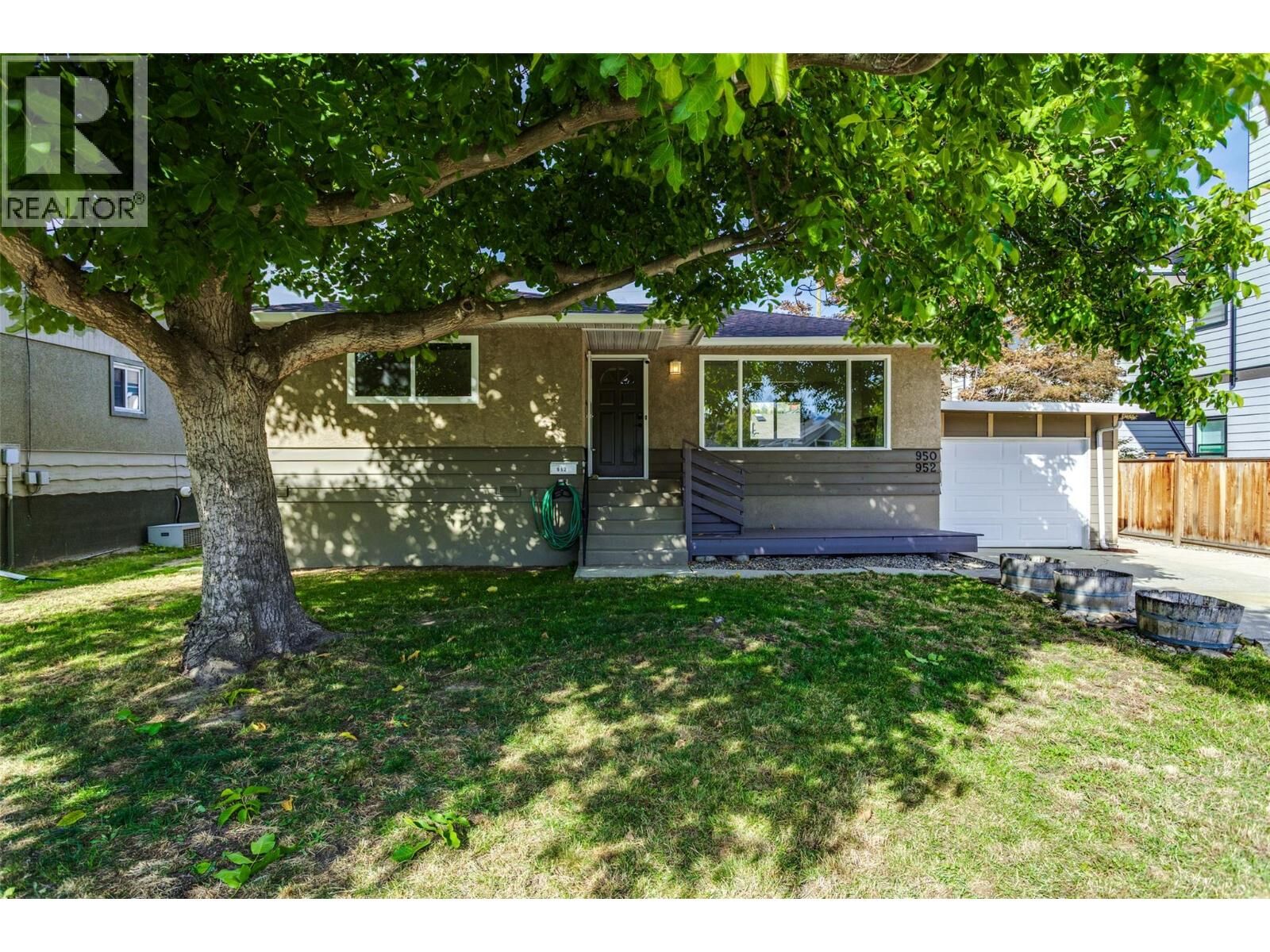 Property Photo: 950 & 952 Stockwell Avenue BC V1Y 6W2