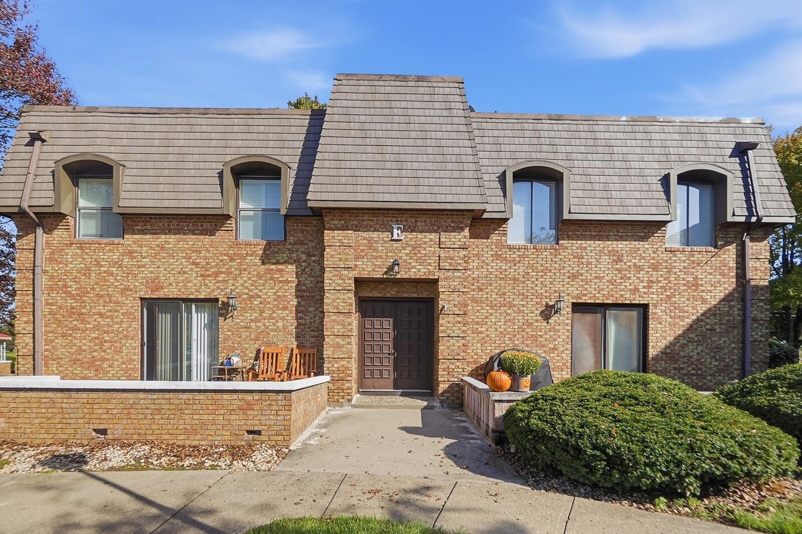 Property Photo:  625 Country Club Drive  OH 43055 