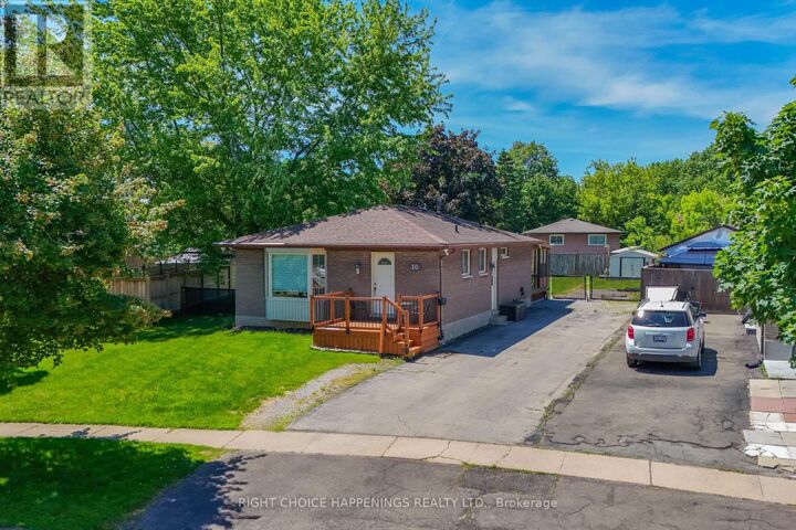 Property Photo:  10 Newleaf Crescent  ON L3C 6B4 