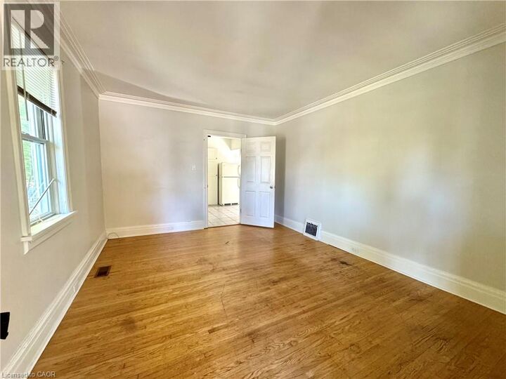 Property Photo:  87 Allen Street West  ON N2L 1E5 