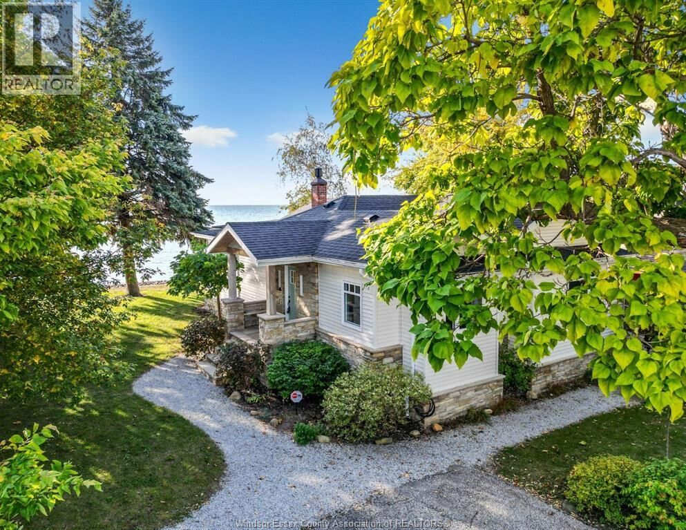 Property Photo: 1295 Heritage Road ON N9Y 2E6