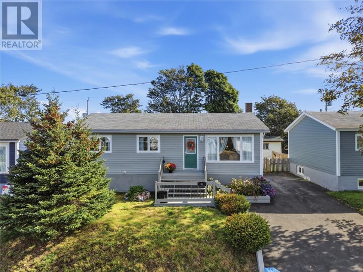 Property Photo:  64 Fourth Street  NL A1N 2B5 