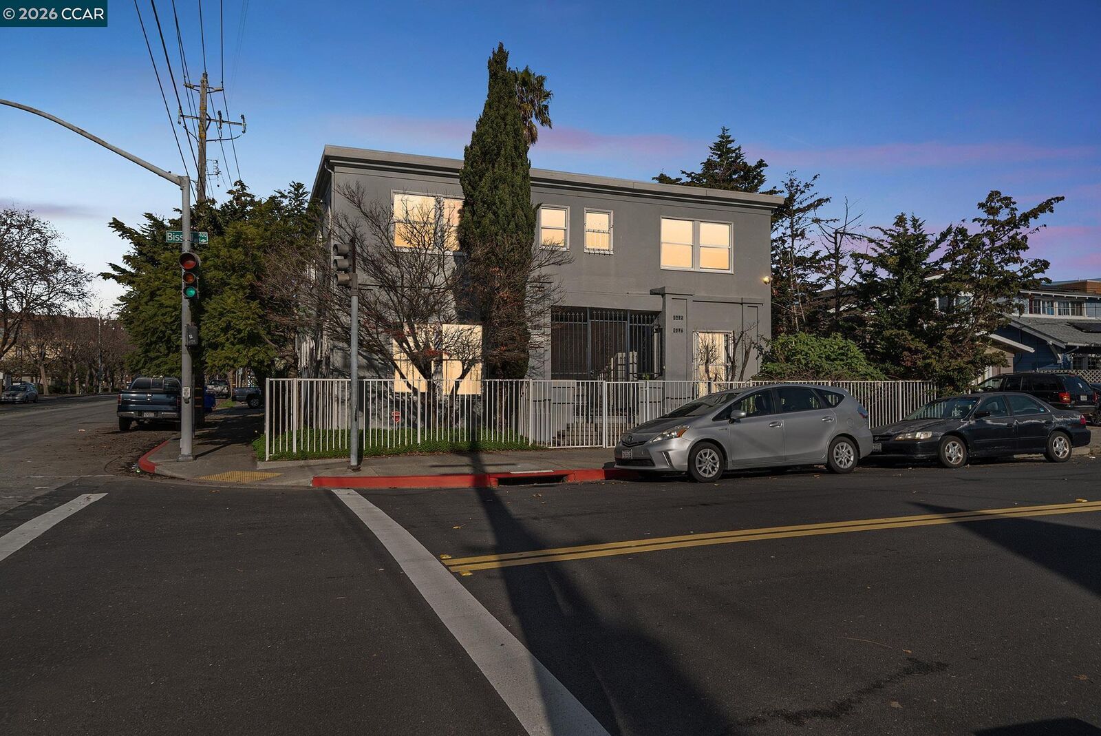 Property Photo: 1401 Bissell Ave CA 94801