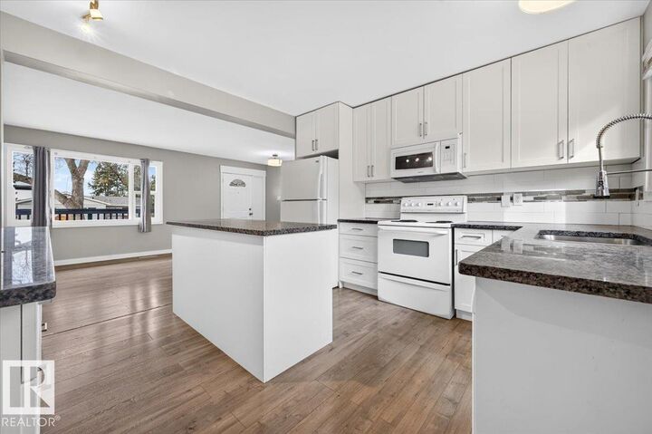 Property Photo:  265 Evergreen Street  AB T8A 1J7 