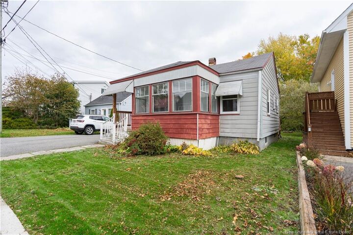 Property Photo:  31 Topeka Street  NB E2J 1H9 