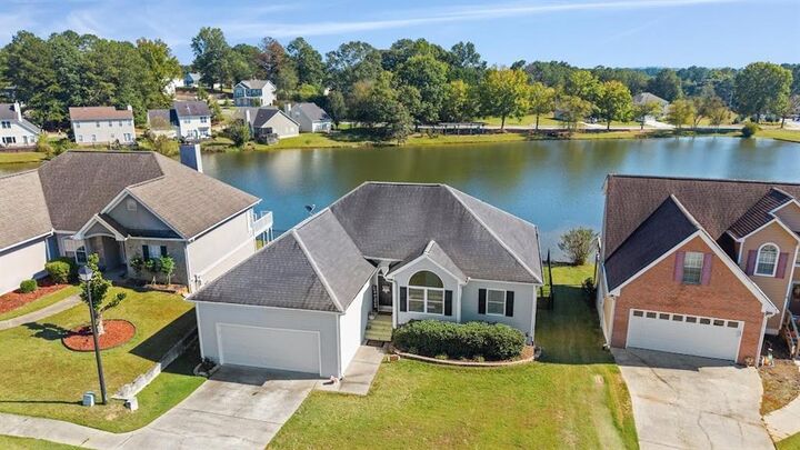 Property Photo:  107 Providence Court  GA 30116 