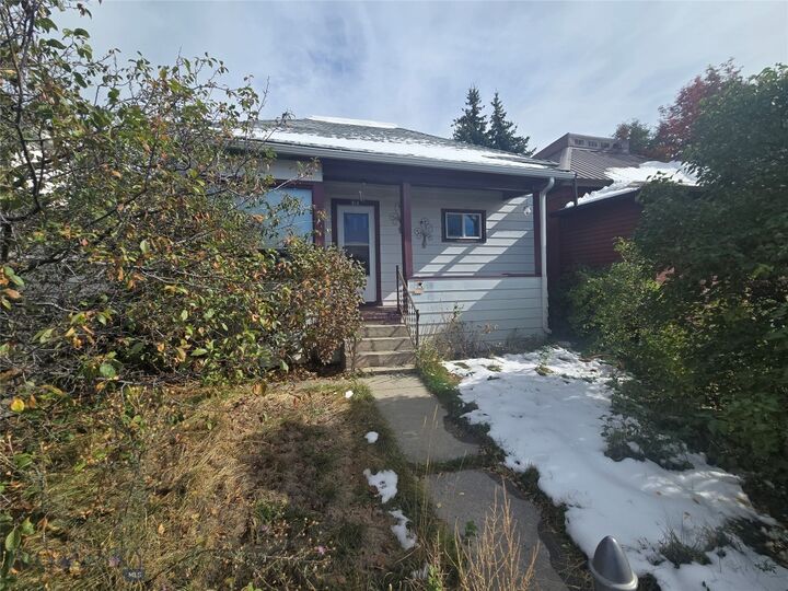 Property Photo:  814 Placer  MT 59701 