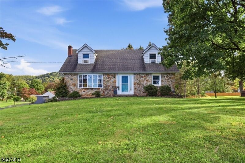 Property Photo: 720 Warren Glen Rd NJ 08804