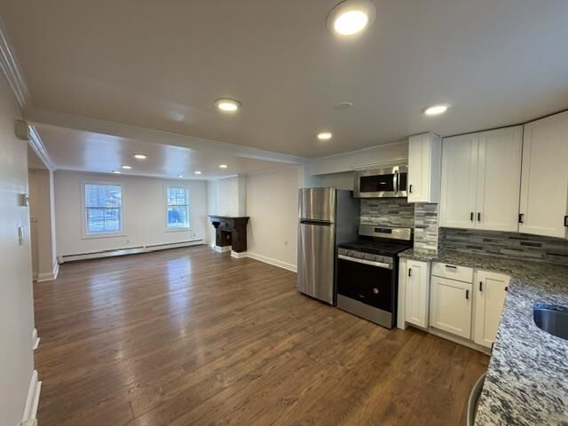 Property Photo:  82 Bowers St 1  NJ 07307 