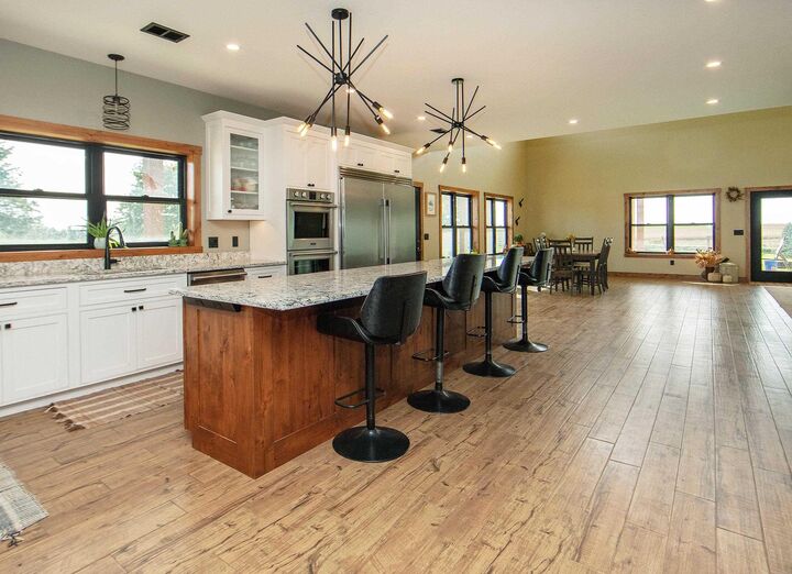 Property Photo:  3204 290th Street  IA 52165 