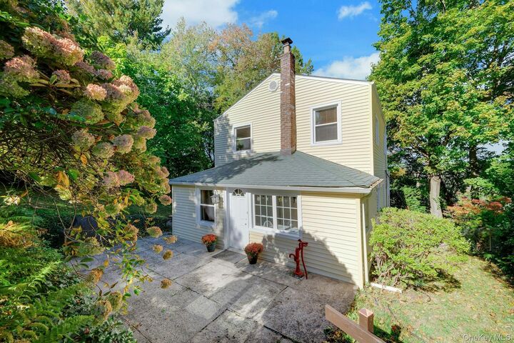 Property Photo: 118 Circular Street NY 10594