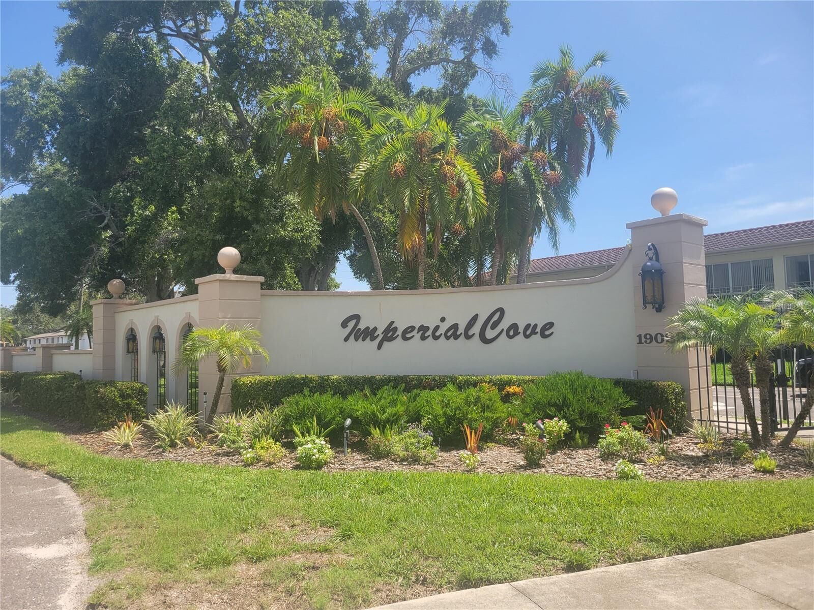 Property Photo: 19029 US Highway 19 N 1-17 FL 33764