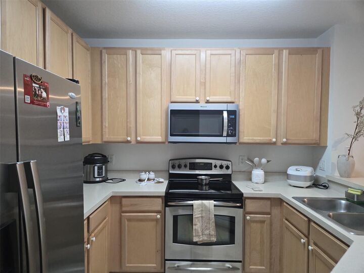 Property Photo:  366 Chelsea Drive  FL 33897 