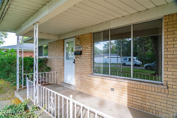Property Photo:  48280 Rex Street  MI 48317 2250 