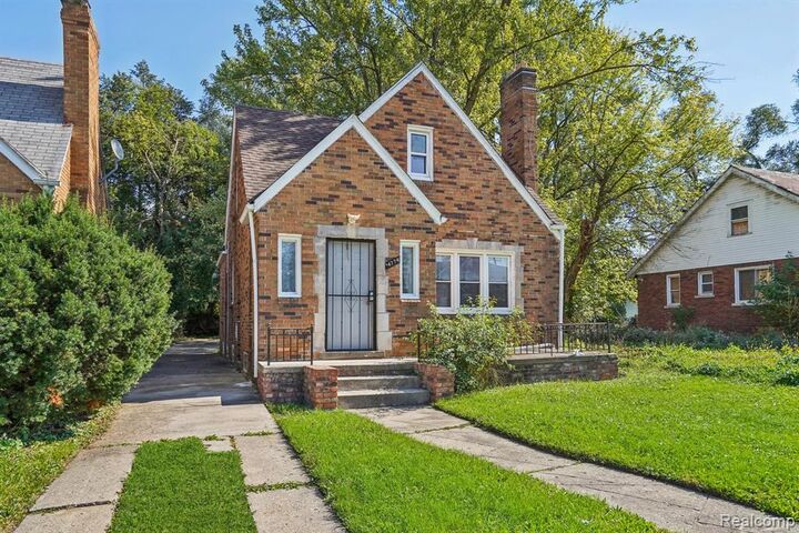 Property Photo: 14774 Woodmont Avenue MI 48227 1454