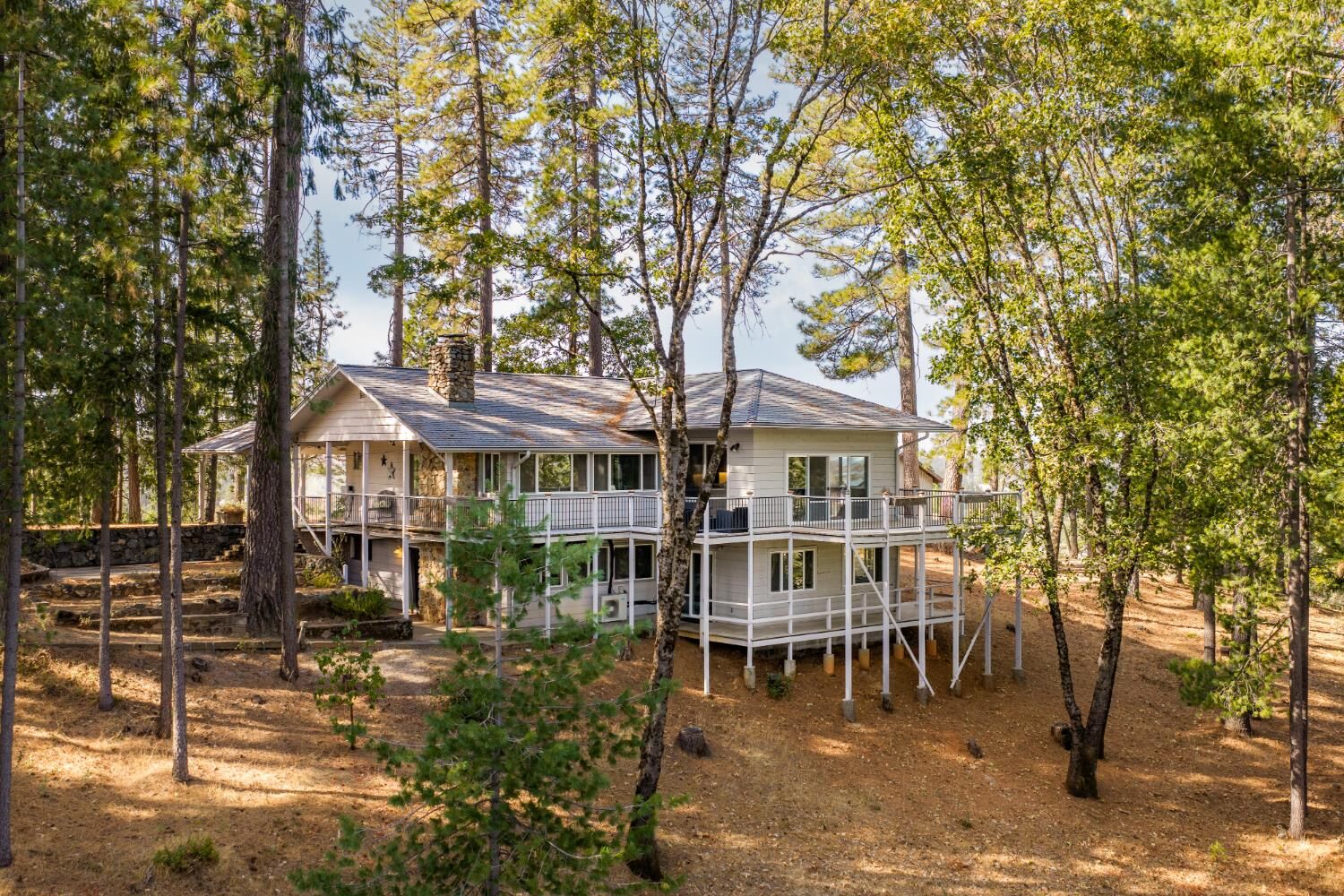 Property Photo: 360 Cambridge CA 95945