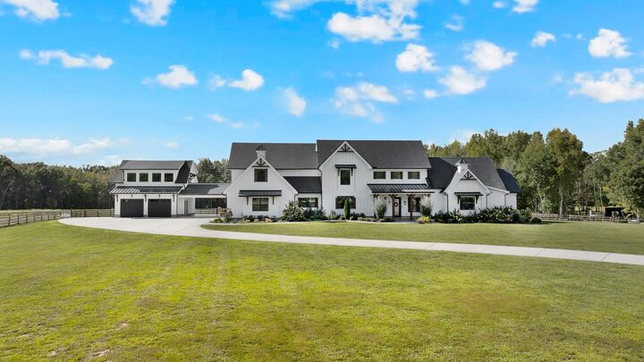 Property Photo:  2216 Sp Anderson Rd  TN 37355 