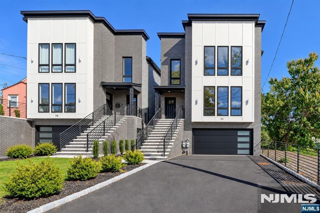 Property Photo:  2 Cleveland Street 1  NJ 07109 