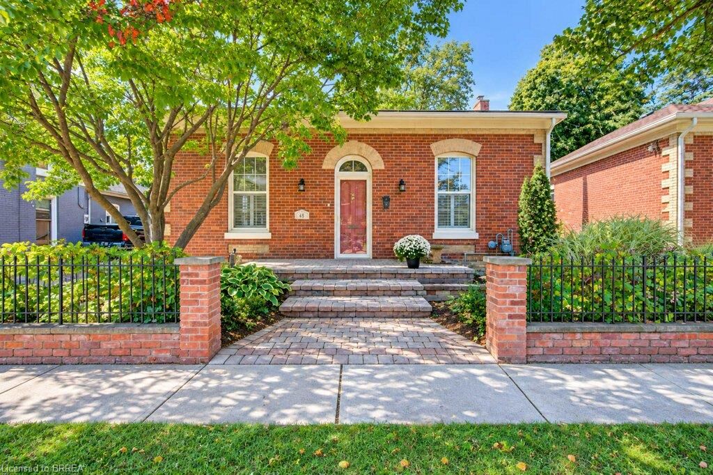 Property Photo:  48 Albion Street  ON N3T 3M3 