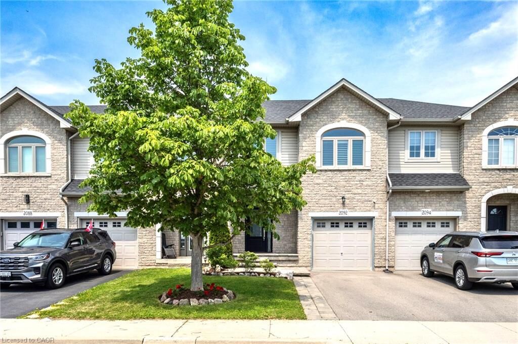 Property Photo: 2092 English Crescent ON L7L 7B3