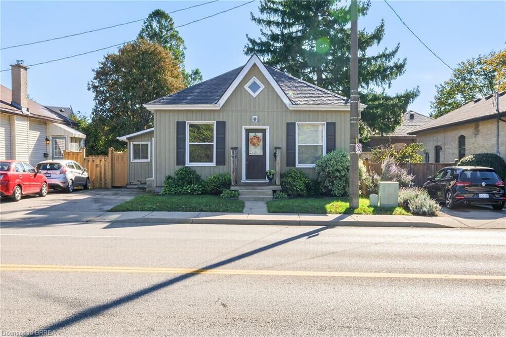 Property Photo:  191 St. Paul Avenue  ON N3T 4G6 