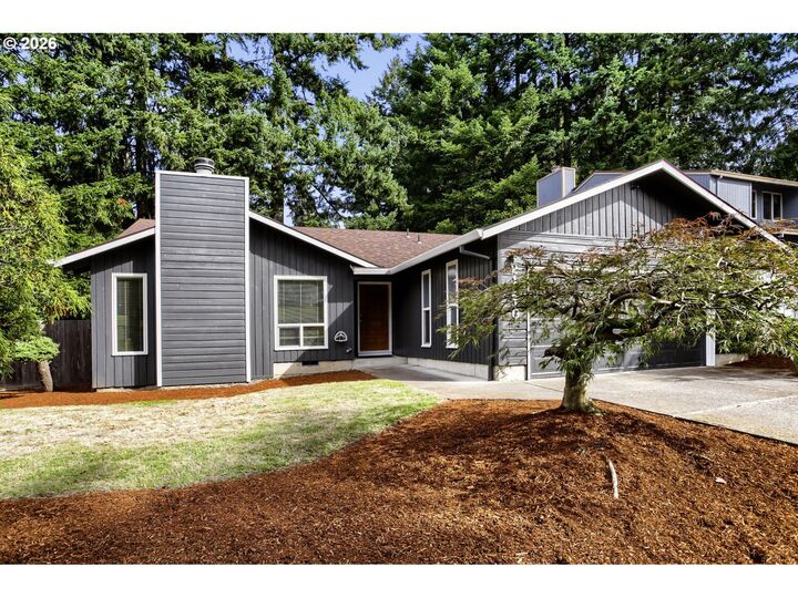 Property Photo:  21216 SW 90th Ave  OR 97062 