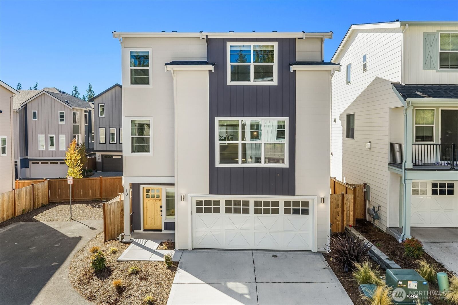 Property Photo: 10 160th Place SE WA 98012