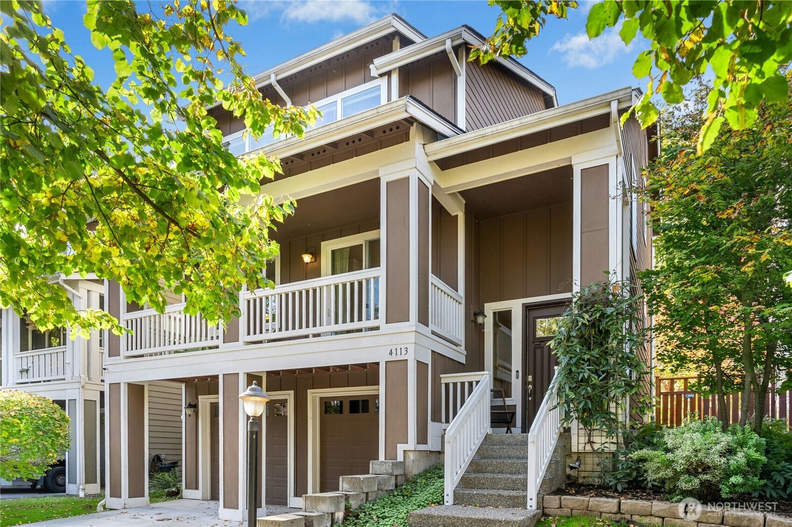 Property Photo:  4113  29th Avenue S  WA 98108 