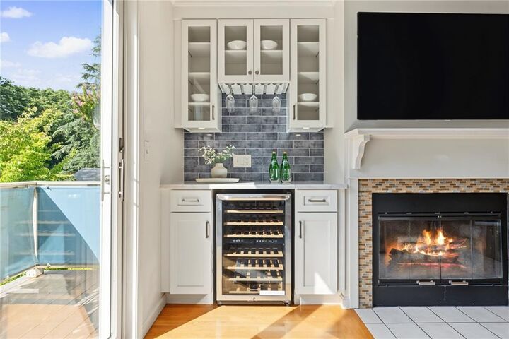 Property Photo:  505 Clarks Row  RI 02809 