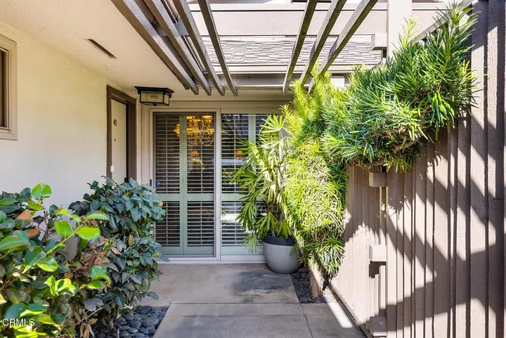 Property Photo:  1225 N Granada Avenue 40  CA 91801 