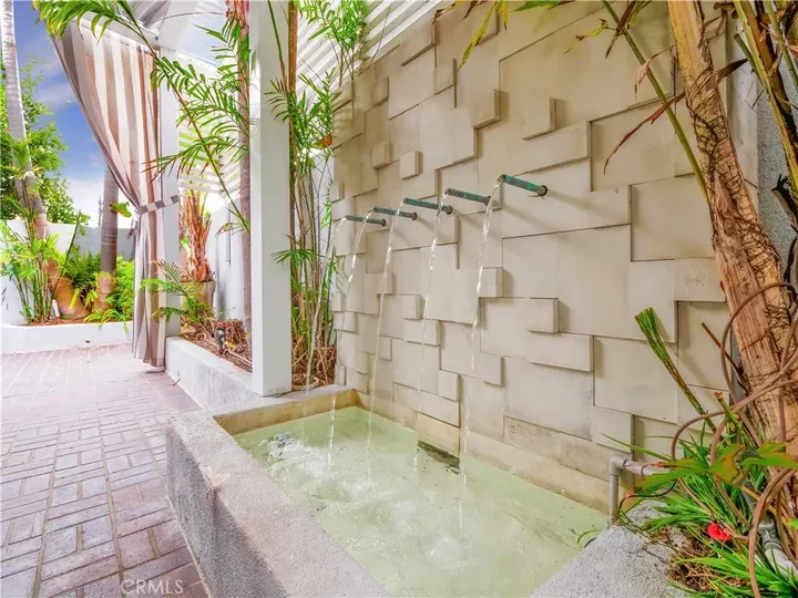 Property Photo:  8235 Sunnysea Drive  CA 90293 