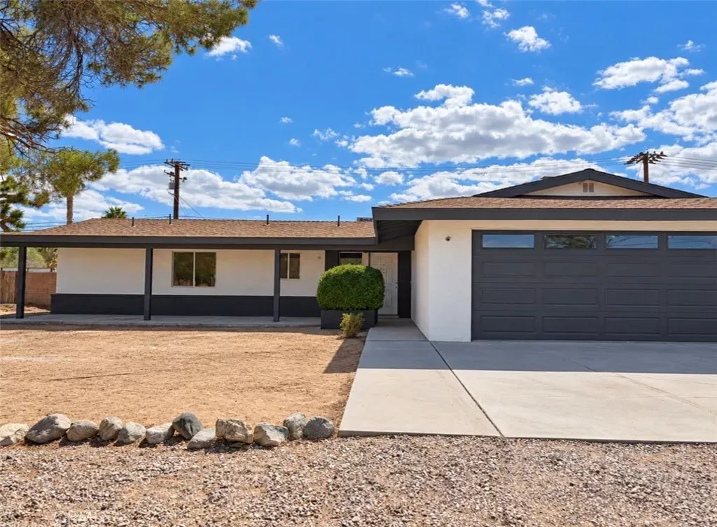 Property Photo:  57795 El Dorado Drive  CA 92284 
