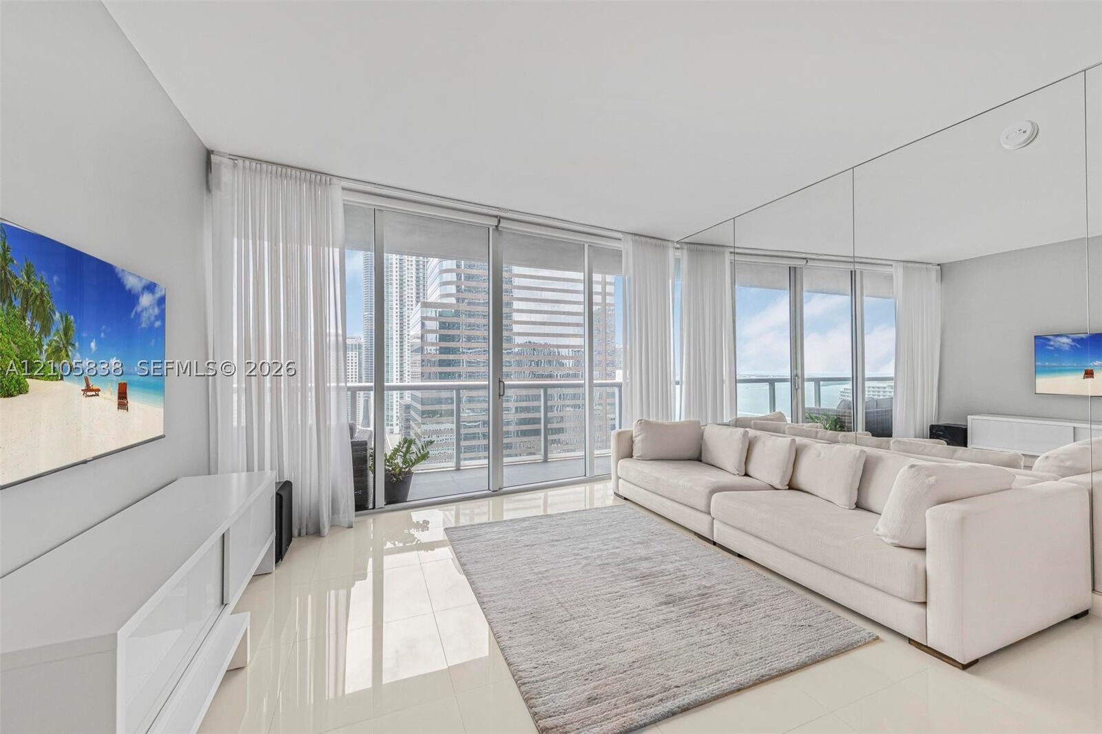 Property Photo: 495 Brickell Ave 2411 FL 33131