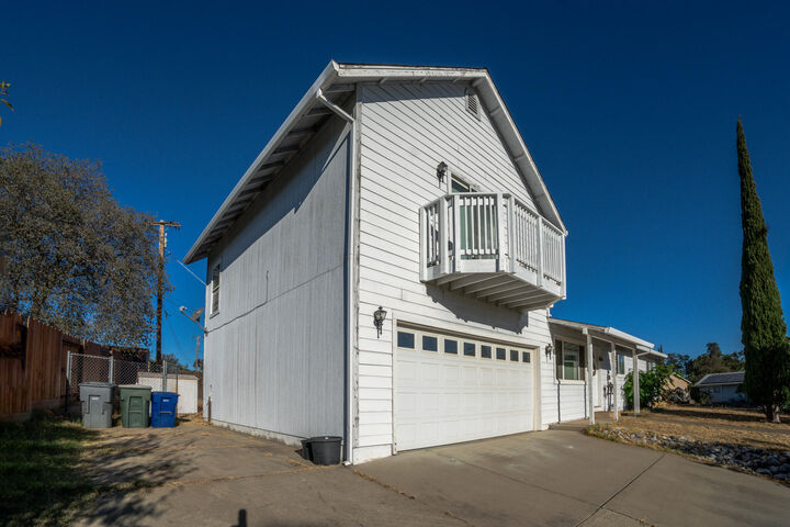 Property Photo:  3700 McHale Street  CA 96001 