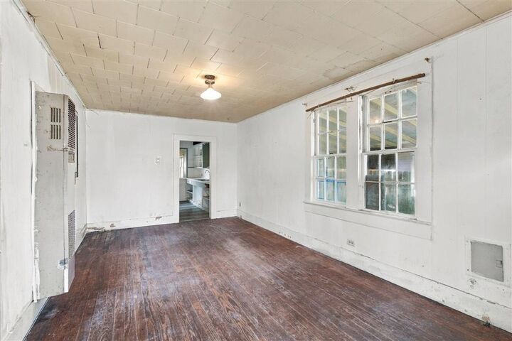 Property Photo:  1030 15th Street  LA 70601 