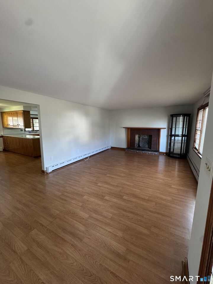 Property Photo:  45 Truman Street  CT 06606 