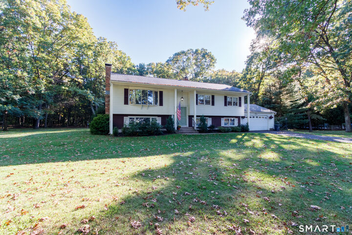 Property Photo:  35 Bowling Green Drive  CT 06473 